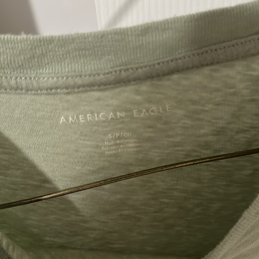American eagle top - Picture 3 of 3